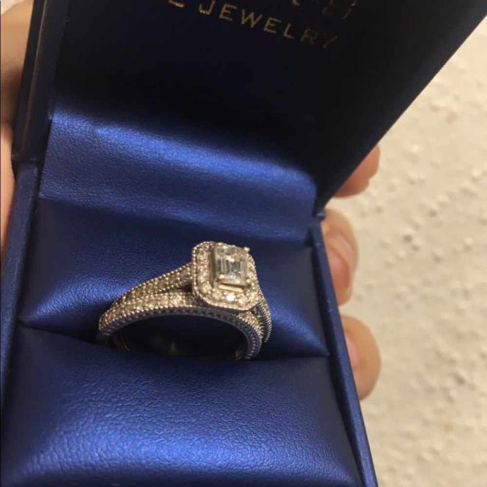 Diamond ring 💍 - Picture 3 of 3